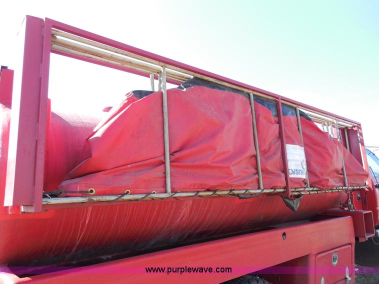 image for item E3352 1992 GMC TopKick water tender truck