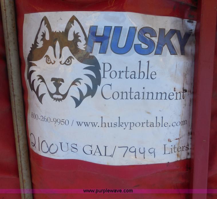 image for item E3352 1992 GMC TopKick water tender truck