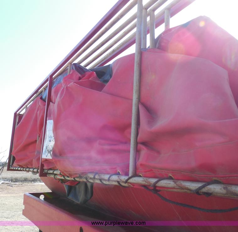 image for item E3352 1992 GMC TopKick water tender truck