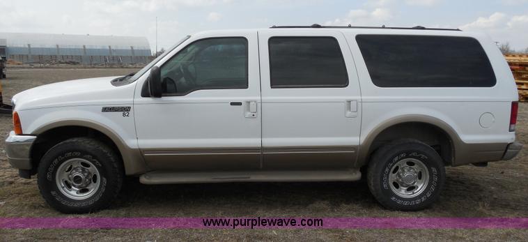 image for item E3364 2000 Ford Excursion Limited SUV