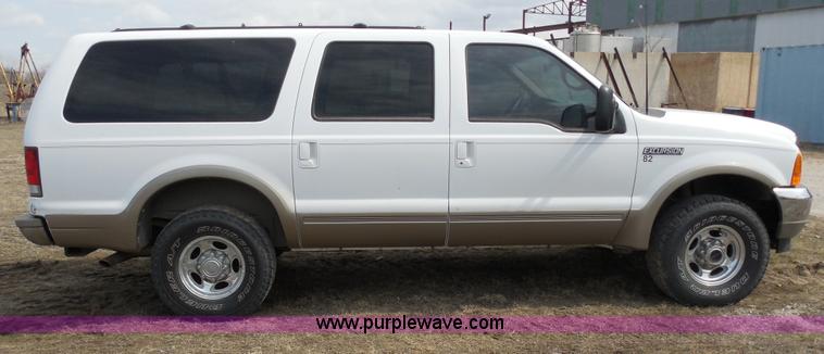 image for item E3364 2000 Ford Excursion Limited SUV