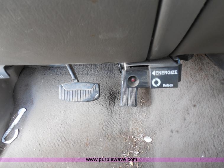 image for item E3364 2000 Ford Excursion Limited SUV