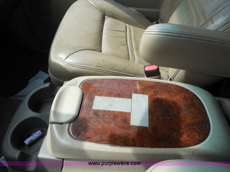 image for item E3364 2000 Ford Excursion Limited SUV