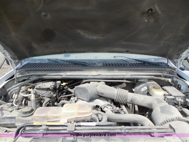 image for item E3364 2000 Ford Excursion Limited SUV