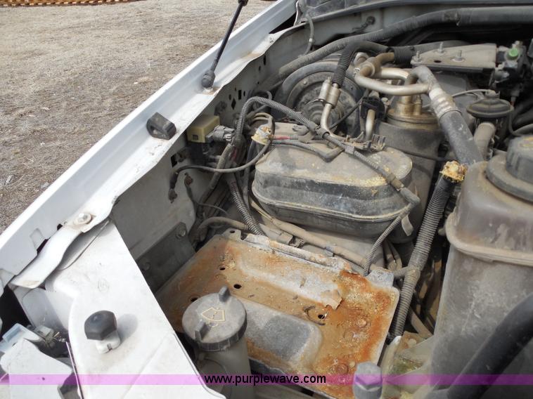 image for item E3364 2000 Ford Excursion Limited SUV