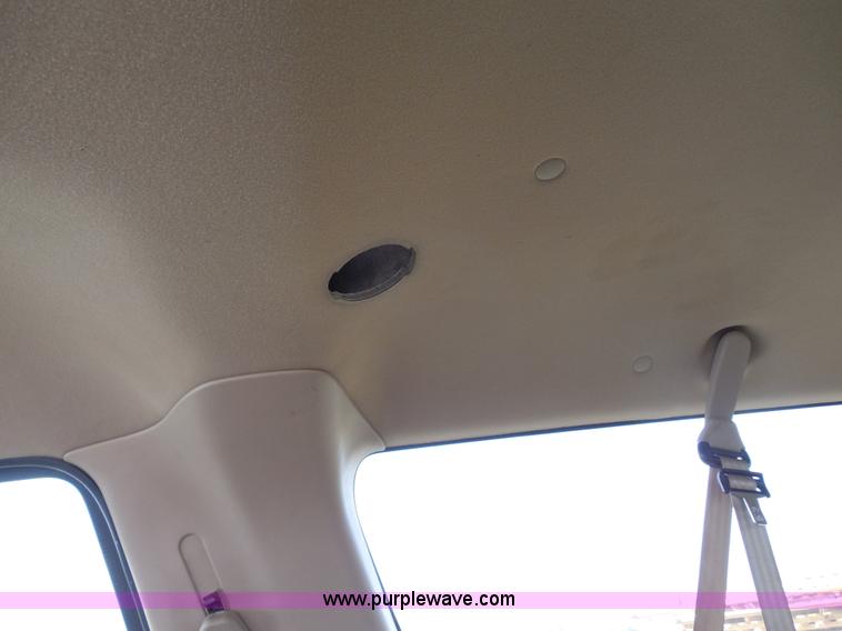 image for item E3364 2000 Ford Excursion Limited SUV