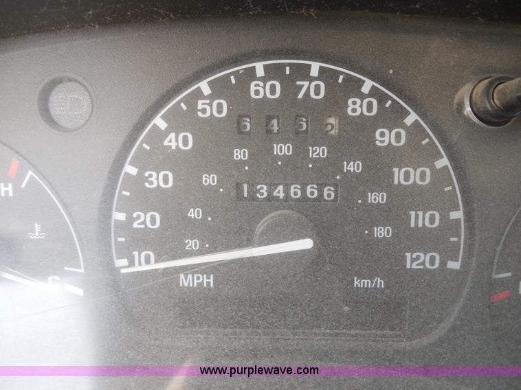 image for item E3366 1999 Ford Ranger XLT SuperCab pickup truck