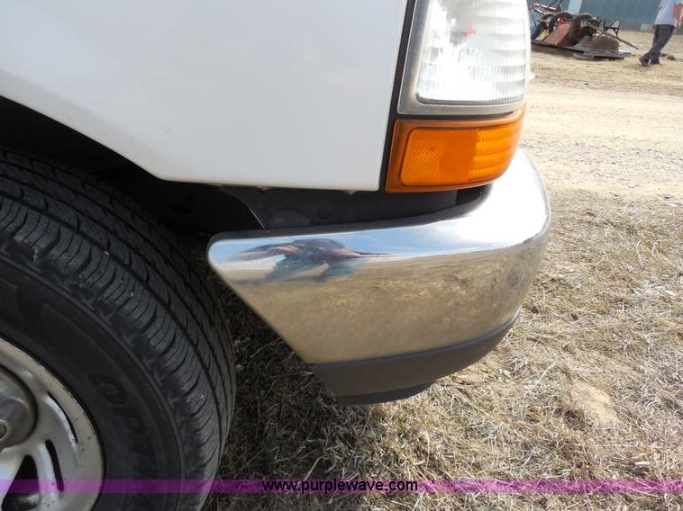 image for item E3366 1999 Ford Ranger XLT SuperCab pickup truck