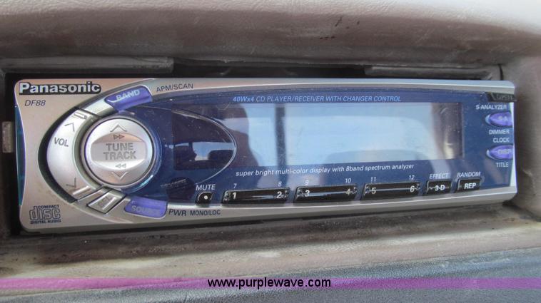 image for item E3816 1994 Ford F150 XL pickup truck