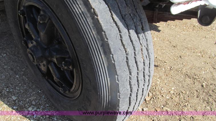 image for item E3819 1989 GMC Sierra tandem axle cab and chassis