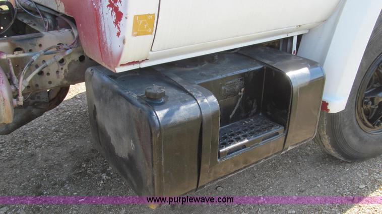 image for item E3819 1989 GMC Sierra tandem axle cab and chassis