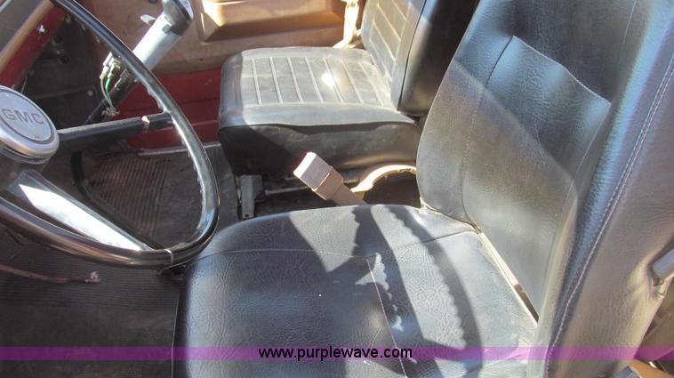 image for item E3819 1989 GMC Sierra tandem axle cab and chassis