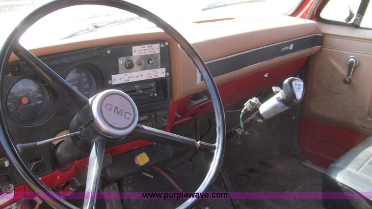 image for item E3819 1989 GMC Sierra tandem axle cab and chassis