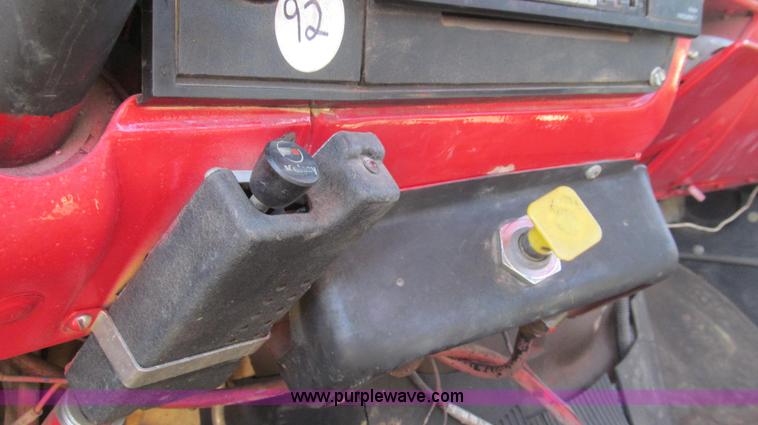 image for item E3819 1989 GMC Sierra tandem axle cab and chassis