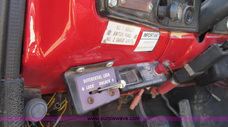 image for item E3819 1989 GMC Sierra tandem axle cab and chassis