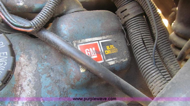 image for item E3819 1989 GMC Sierra tandem axle cab and chassis