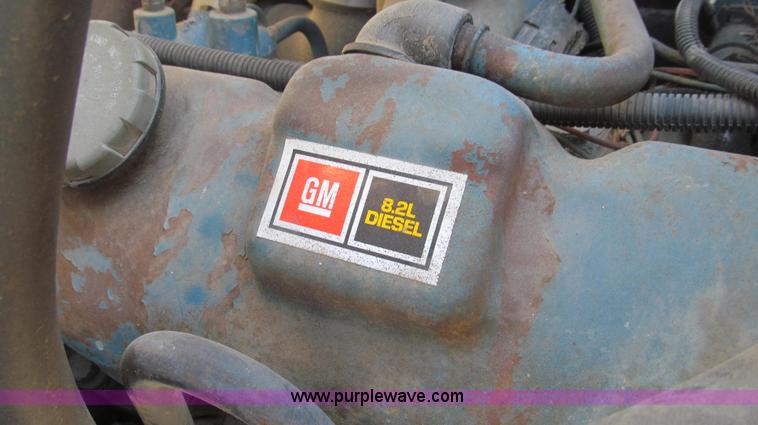 image for item E3819 1989 GMC Sierra tandem axle cab and chassis