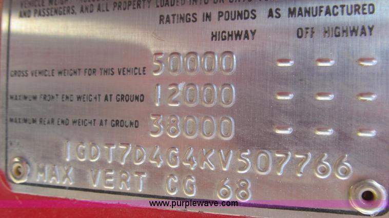 image for item E3819 1989 GMC Sierra tandem axle cab and chassis