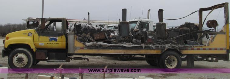 image for item E3830 1998 GMC C6500 box truck