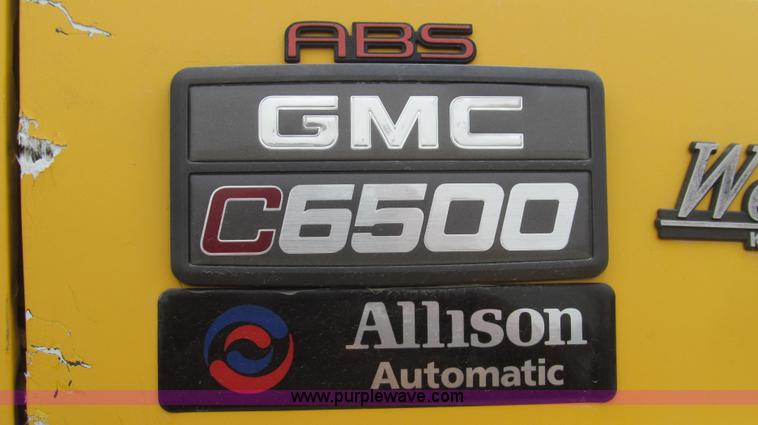 image for item E3830 1998 GMC C6500 box truck