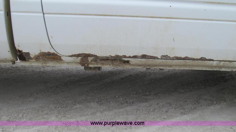 image for item E3836 1999 Dodge Ram 1500 pickup truck