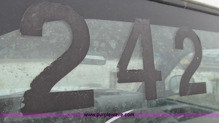 image for item E3836 1999 Dodge Ram 1500 pickup truck