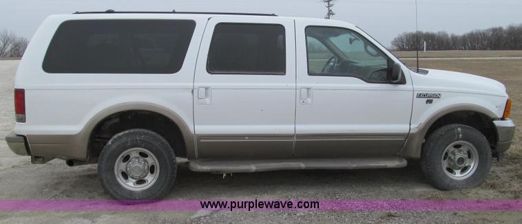 image for item E3838 2000 Ford Excursion Limited SUV