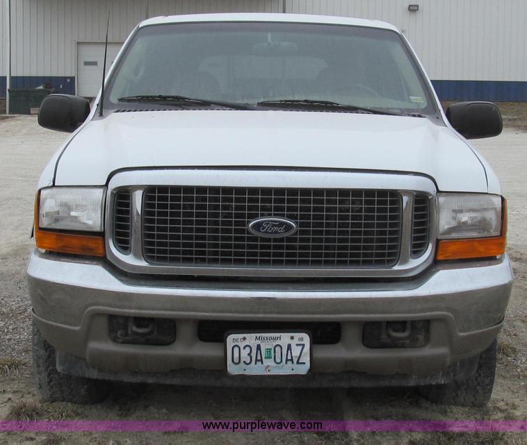 image for item E3838 2000 Ford Excursion Limited SUV