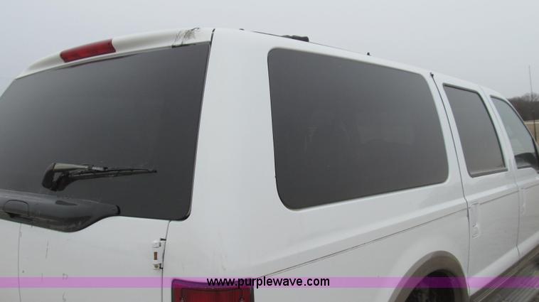 image for item E3838 2000 Ford Excursion Limited SUV