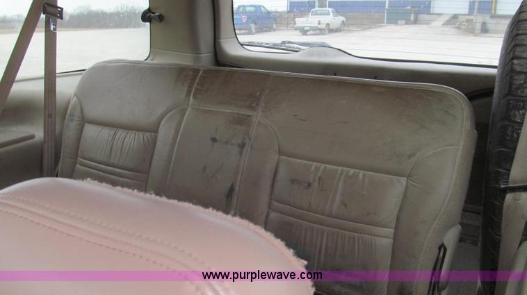 image for item E3838 2000 Ford Excursion Limited SUV