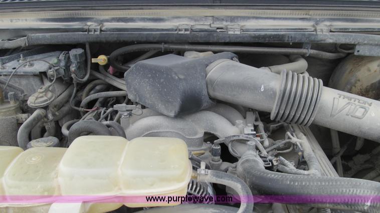 image for item E3838 2000 Ford Excursion Limited SUV