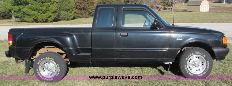image for item E5886 1996 Ford Ranger Splash SuperCab pickup truck