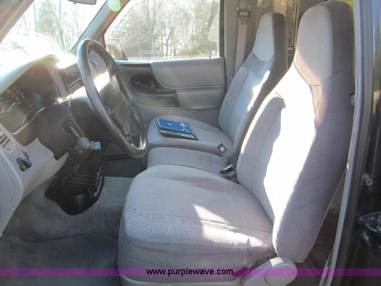 image for item E5886 1996 Ford Ranger Splash SuperCab pickup truck