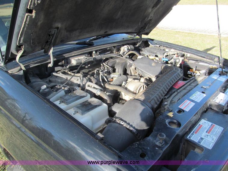 image for item E5886 1996 Ford Ranger Splash SuperCab pickup truck