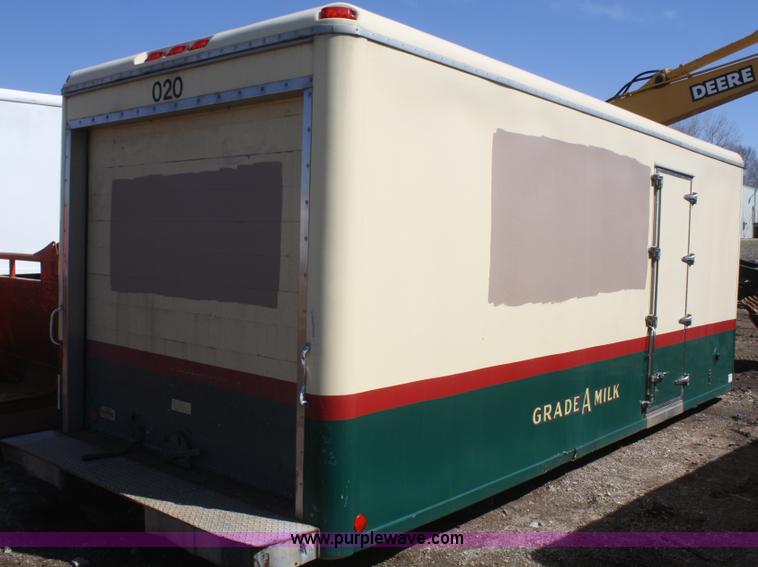 image for item F2552 Cargo box