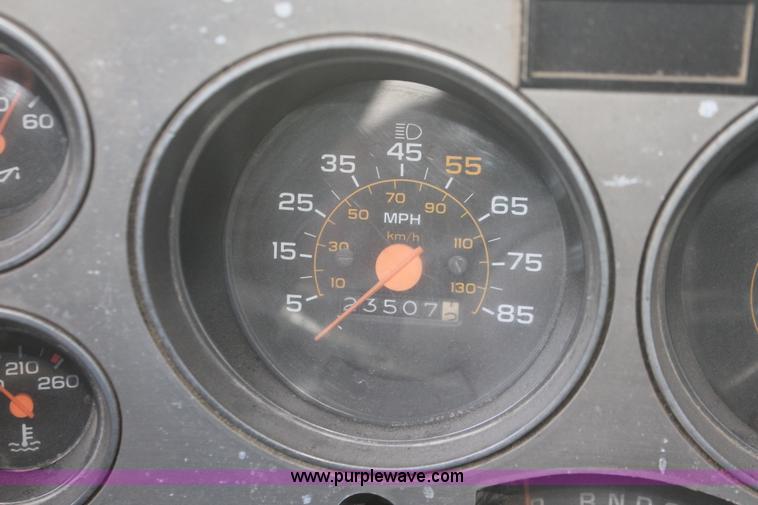 image for item F2950 1985 Chevrolet 20 flatbed truck