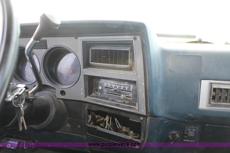 image for item F2950 1985 Chevrolet 20 flatbed truck