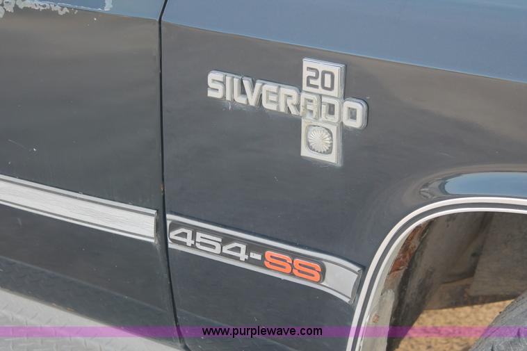 image for item F2950 1985 Chevrolet 20 flatbed truck