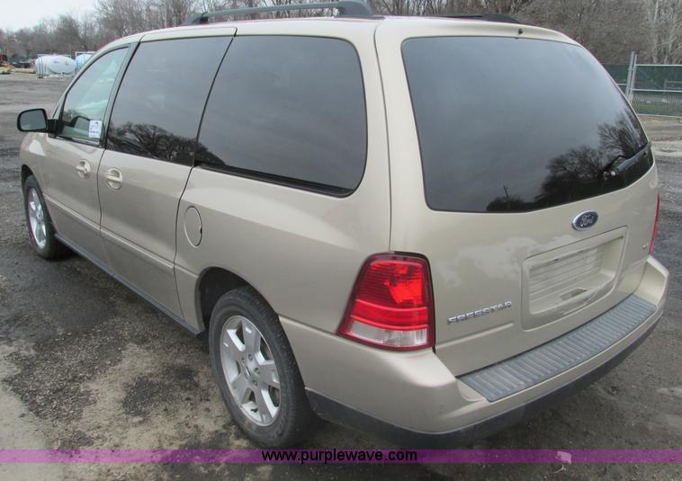 image for item F4403 2007 Ford Freestar SE van