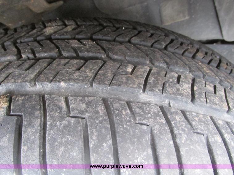 image for item F4403 2007 Ford Freestar SE van