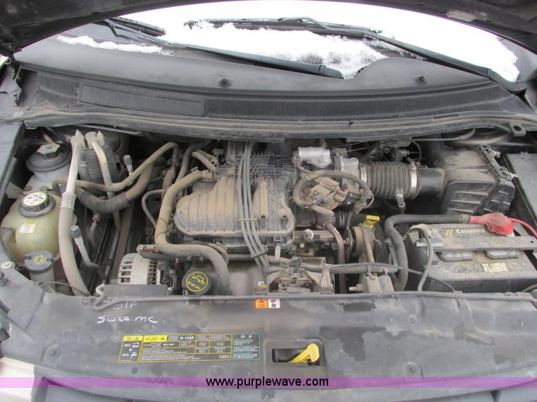 image for item F4403 2007 Ford Freestar SE van