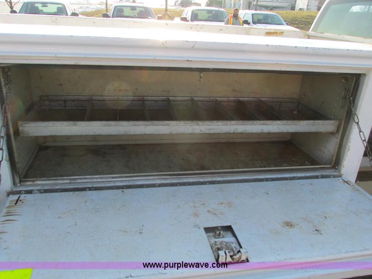 image for item F4498 2009 Chevrolet Silverado 2500HD Extended Cab pickup truck