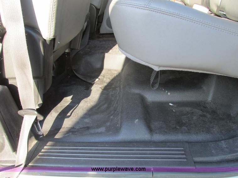 image for item F4498 2009 Chevrolet Silverado 2500HD Extended Cab pickup truck