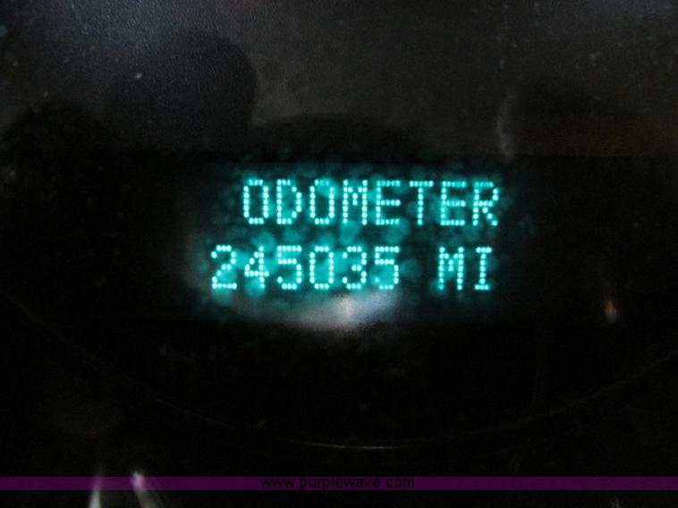 image for item F4498 2009 Chevrolet Silverado 2500HD Extended Cab pickup truck