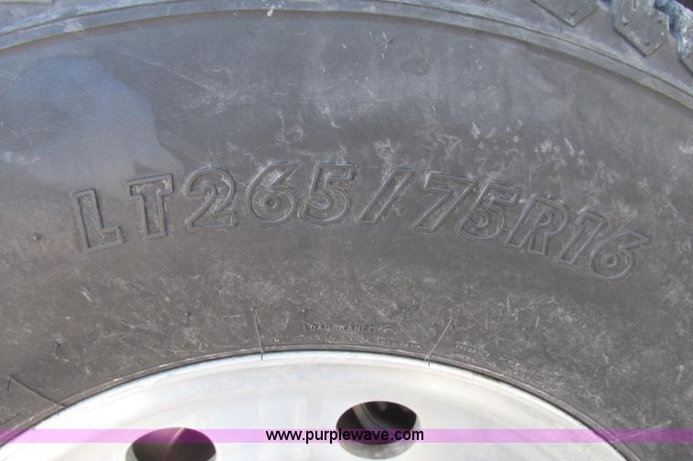 image for item F4772 2000 Ford F250 Super Duty Crew Cab pickup truck