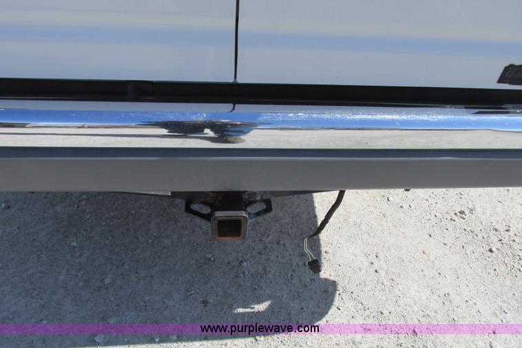 image for item F4773 2002 Ford Econoline E350 Extended van