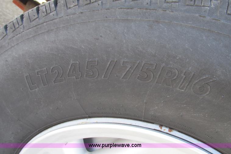 image for item F4773 2002 Ford Econoline E350 Extended van