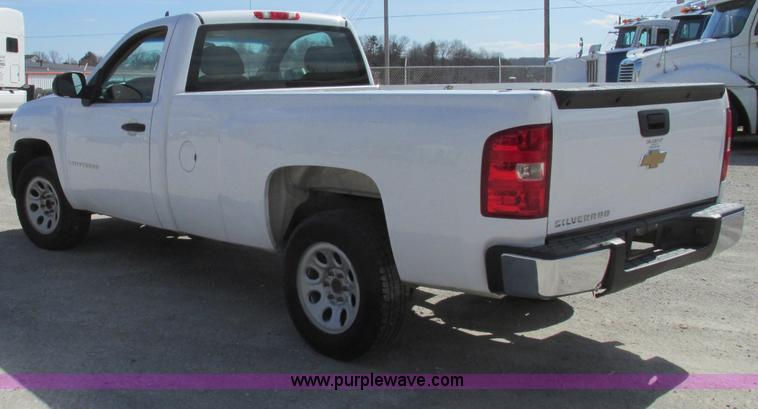 image for item F4774 2008 Chevrolet Silverado 1500 pickup truck
