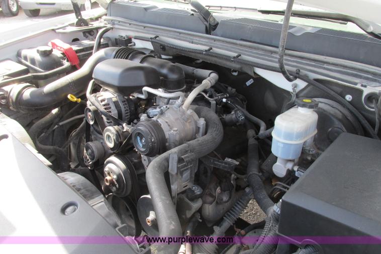 image for item F4774 2008 Chevrolet Silverado 1500 pickup truck