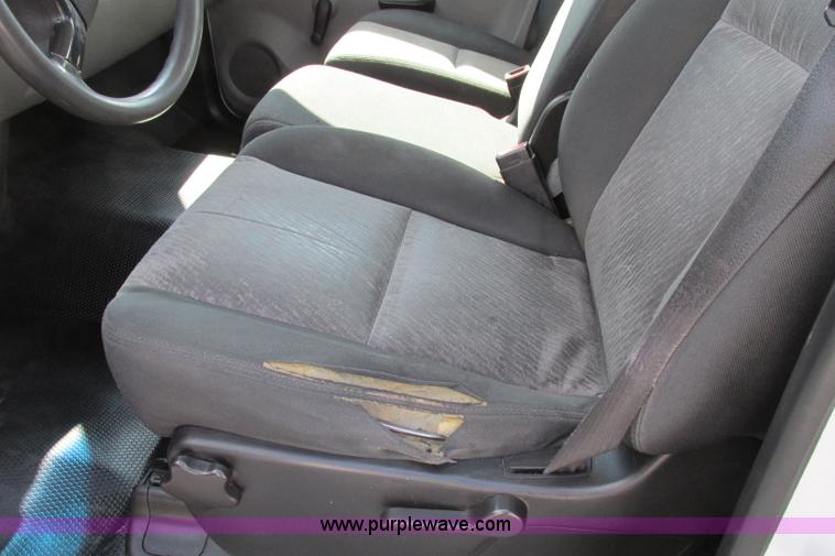 image for item F4774 2008 Chevrolet Silverado 1500 pickup truck